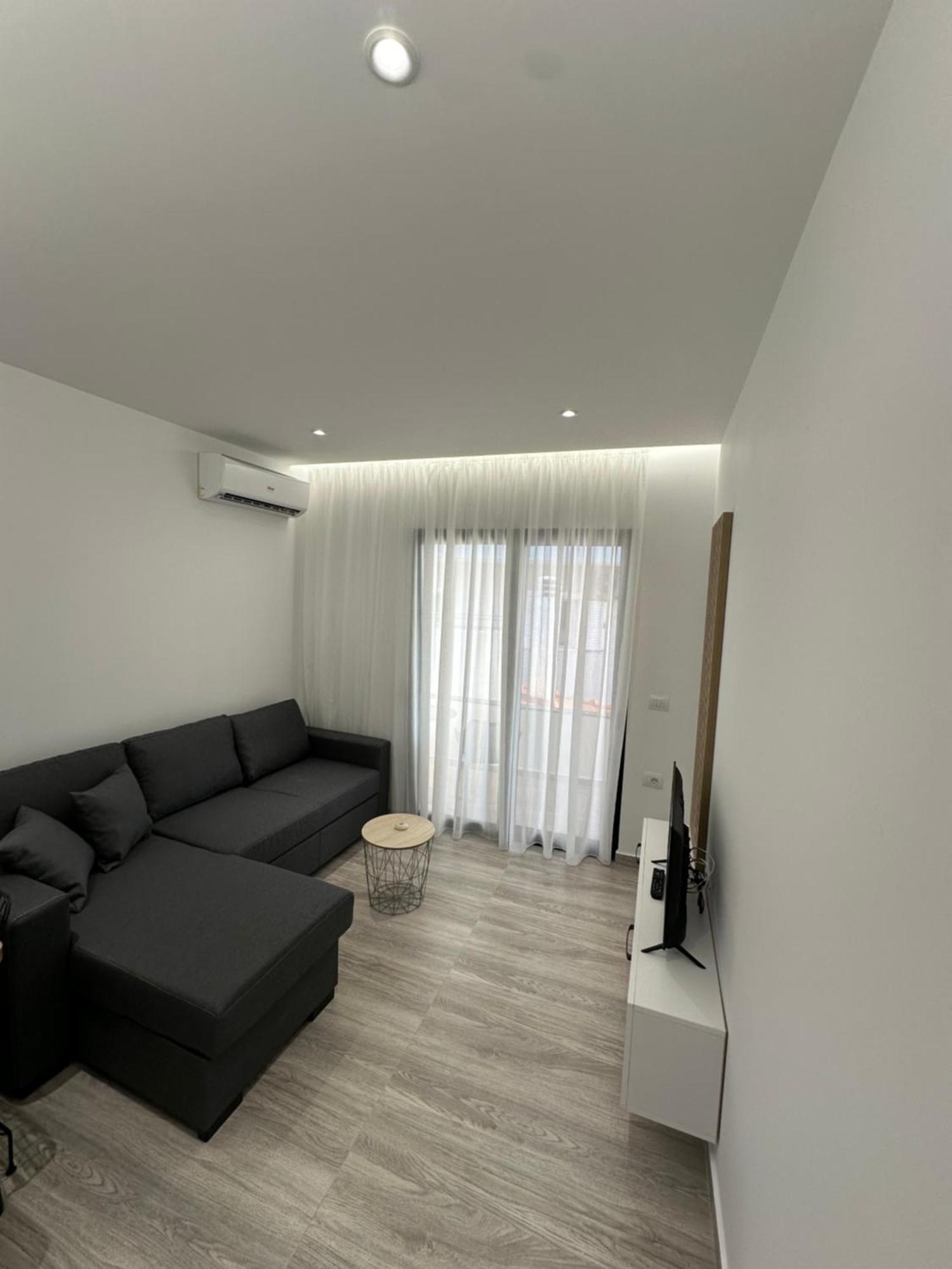 Io'S Apartments Saranda Extérieur photo
