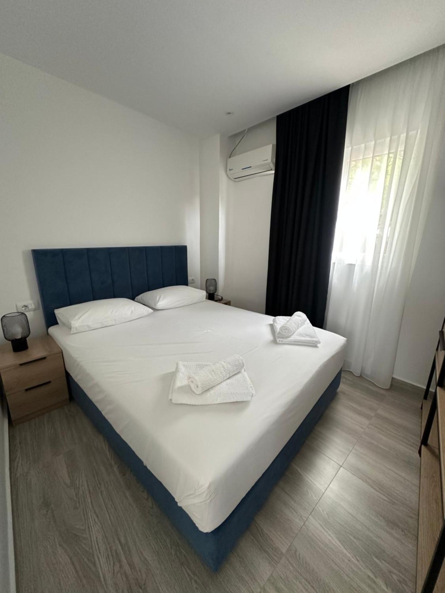 Io'S Apartments Saranda Extérieur photo